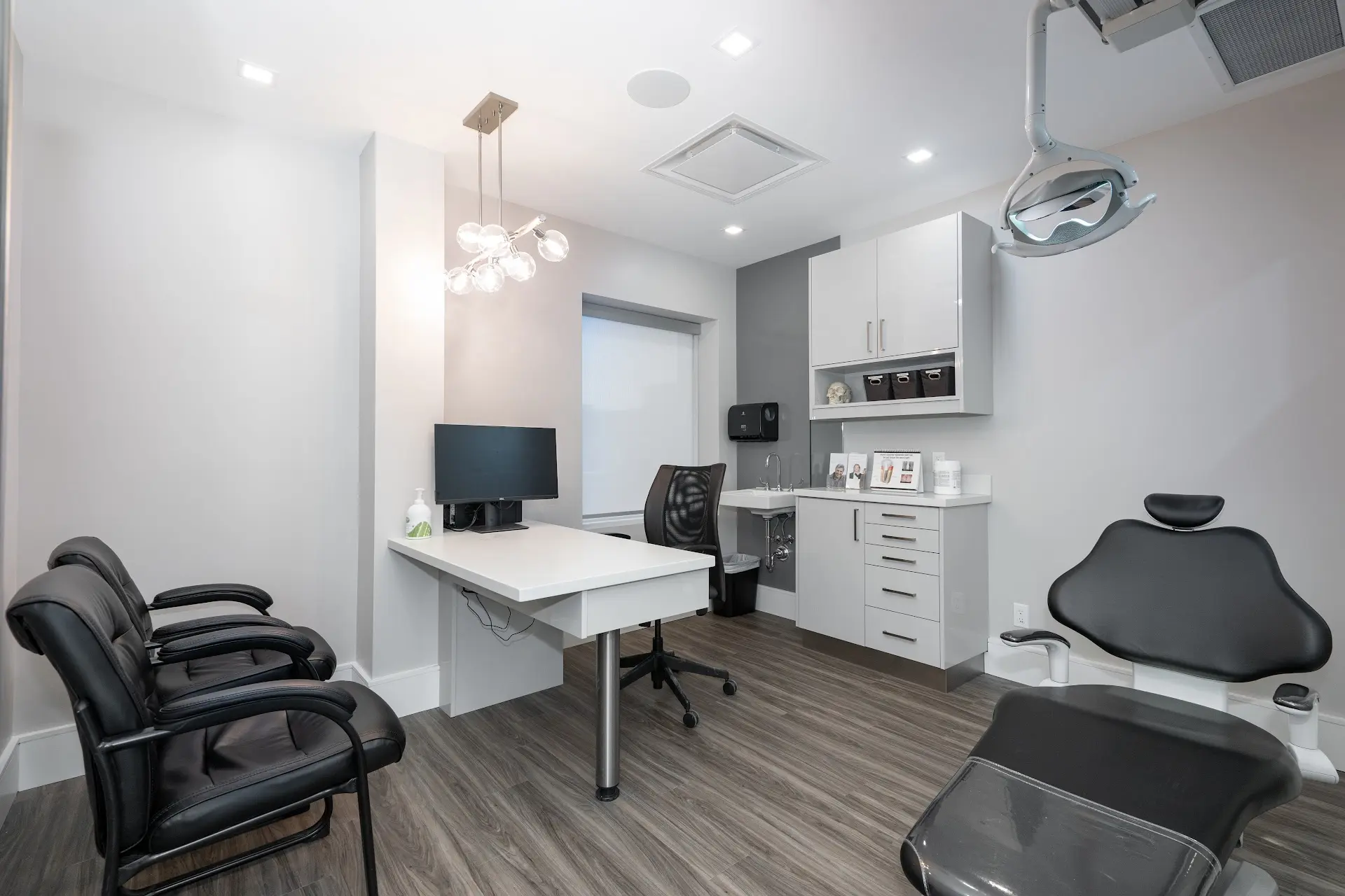 Newmarket Oral Surgery and Dental Implants - Orthodontists Canada